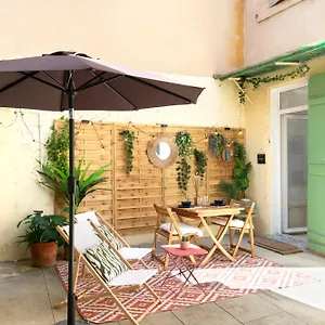 Paradis D'amour Avec Terrasse Appartement