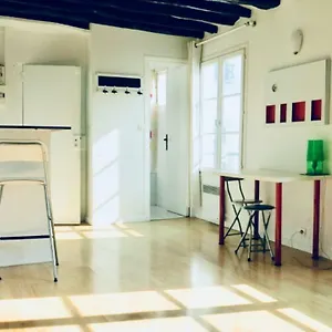 Cosy 25 Sqm In Heart Of Appartamento Parigi